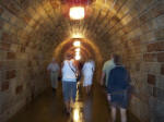 Den 124 meter lange tunnel der gr ind til elevatoren