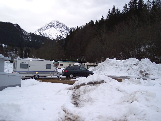 'Camping Reutte' i Tirol.