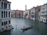 Bag Rialto broen, Venedig