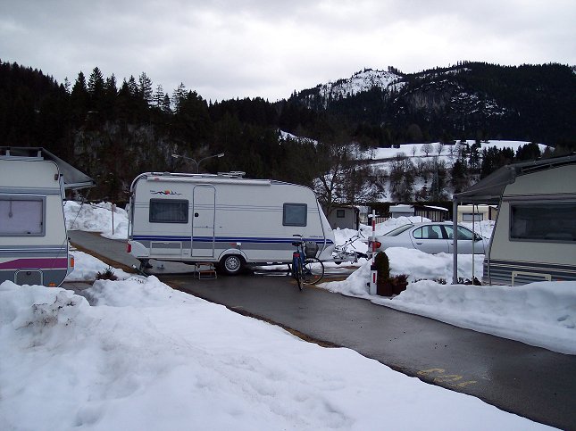 'Camping Reutte' i Tirol.